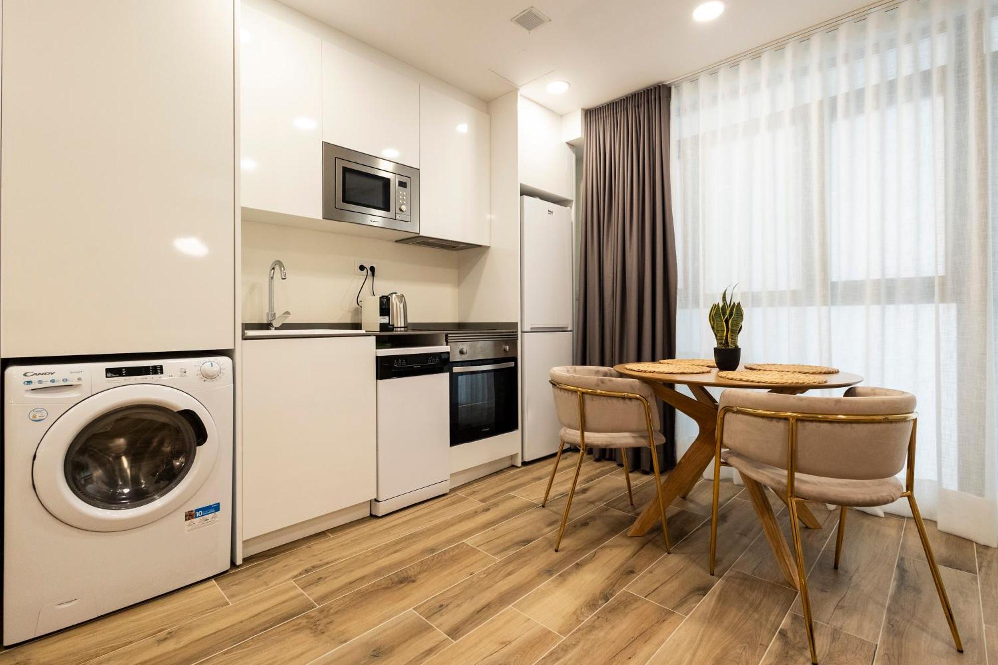 Cortes Suites By Concept Flats Valencie Exteriér fotografie